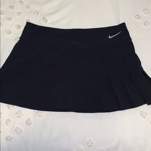 women’s nike tennis skirt!